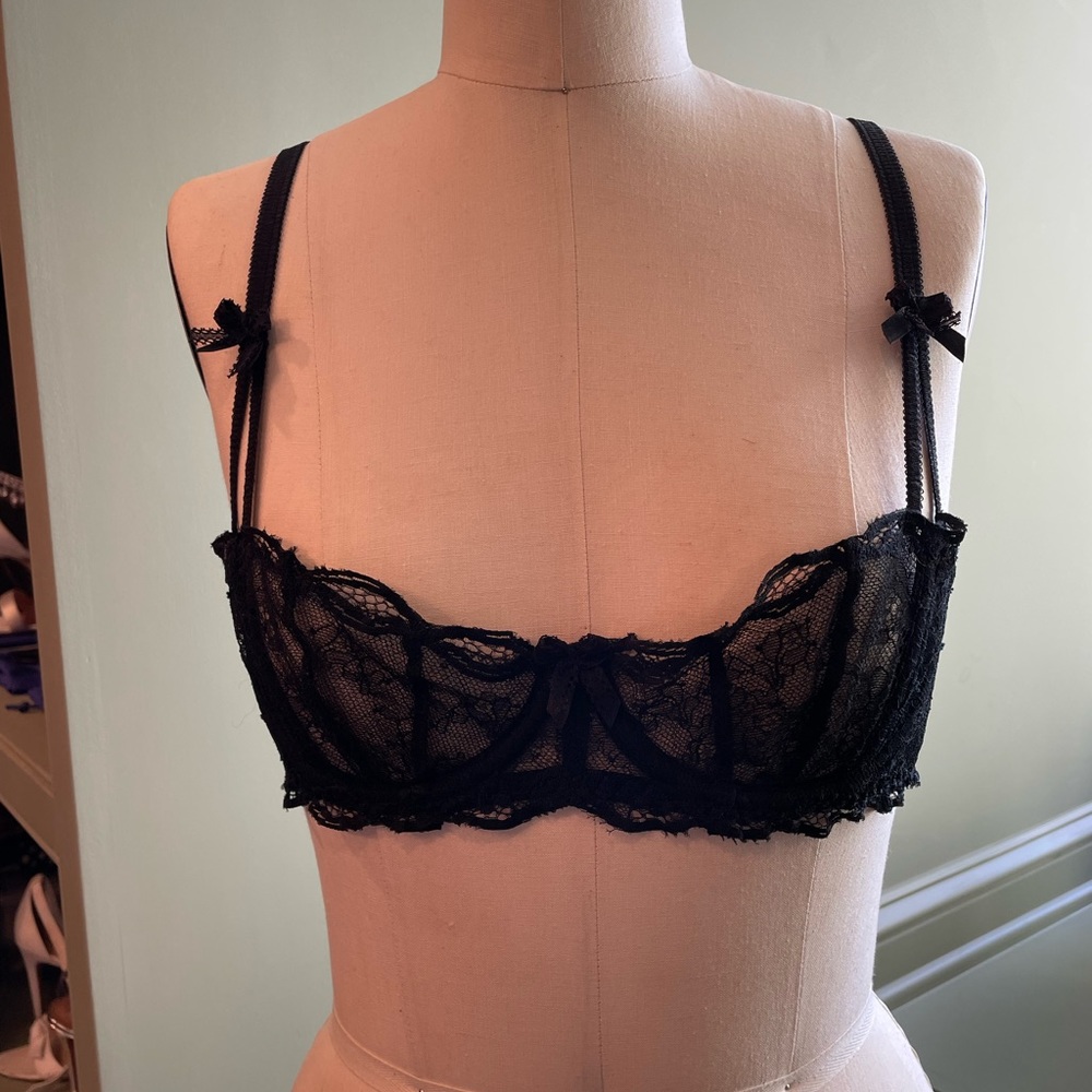 AGENT PROVOCATEUR black boned lace push up bra, US 34B